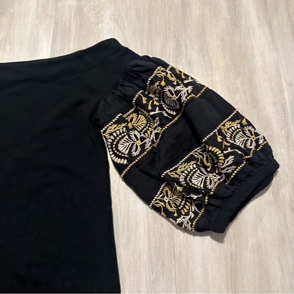Free People Rock With It Black Embroidered Sleeves Off Shoulder Top Sz S - Picture 7 of 8